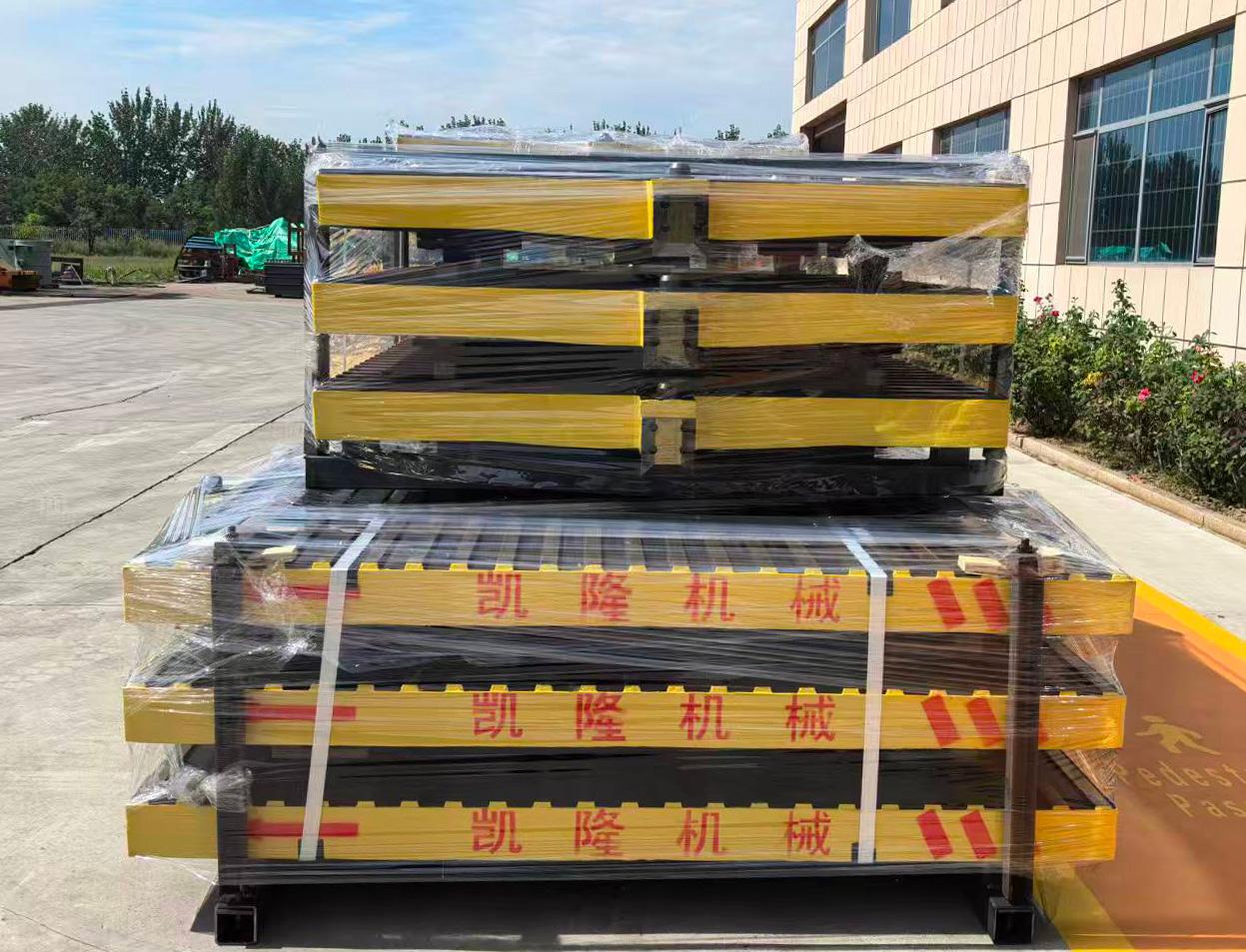 1759112692576584.jpg 03b68e8377a3c647506df869d3a4a9a.jpg